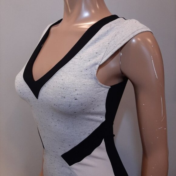 French Connection Bodycon Dress Color Block Cap Sleeve Vneck Fitted Size 0 - Picture 8 of 15